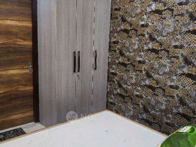 2 BHK Flat In Ali for Rent In J, 18, Khirki Extension Road