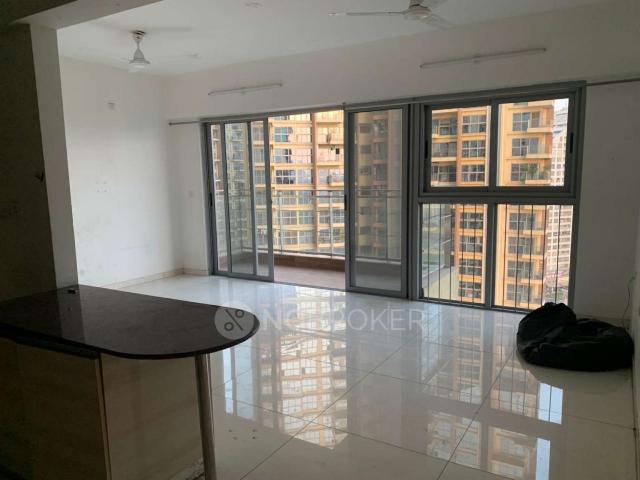 2 BHK Flat In Amanora Adreno Towers For Sale In Hadapsar