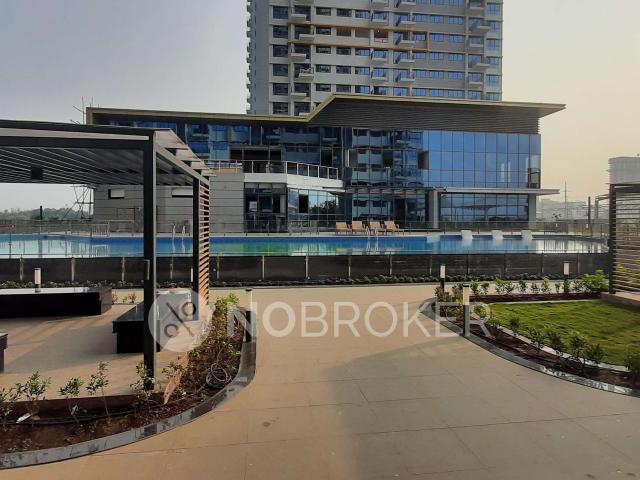 2 BHK Flat In Amanora Gold Towers, Pune for Rent In Hadapsar