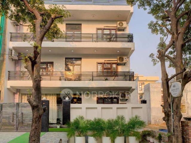 2 BHK Flat In Amaara For Sale In Greater Noida