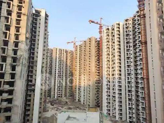 2 BHK Flat In Amrapali Dream Valley 2 for Rent In Tech Zone