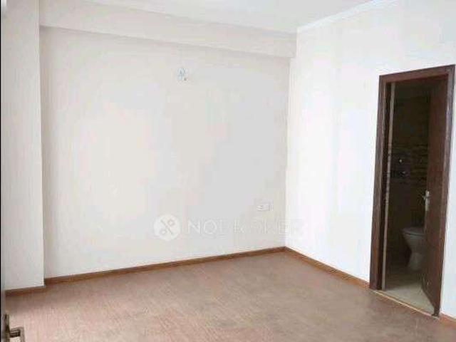 2 BHK Flat In Amrapali Golf Homes For Sale In Sector 4