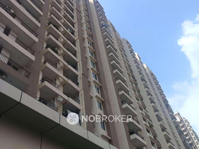 2 BHK Flat In Amrapali Golf Homes For Sale In Sector 4