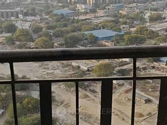 2 BHK Flat In Amrapali Tropical Garden for Rent In Tech Zon