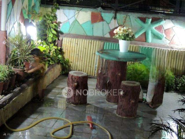 2 BHK Flat In Amrapali Village For Sale In Indirapuram