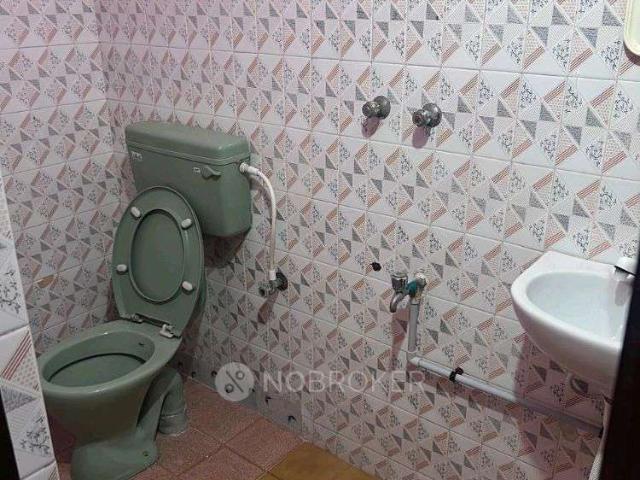 2 BHK Flat In Ananthi Sea View Apartments for Rent In Mylapore
