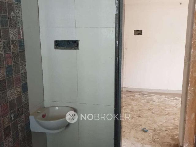 2 BHK Flat In Anandi Apartment For Sale In Goregaon West