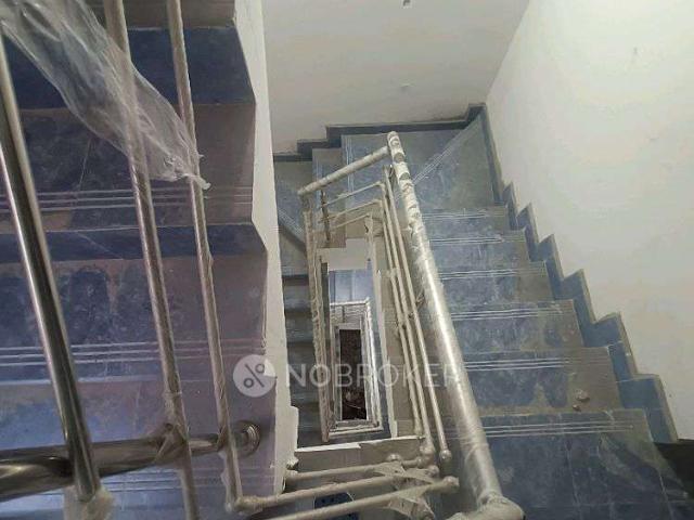 2 BHK Flat In Annamalais for Lease In Maduravoyal