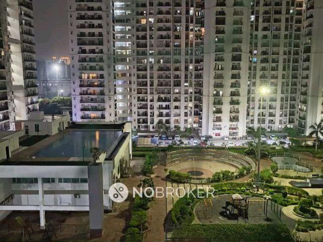 2 BHK Flat In Antriksh Appartment Owners Associations for Rent In Sector 78
