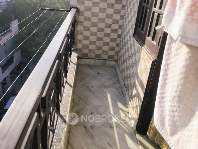 2 BHK Flat In Apartment For Sale In Rohini