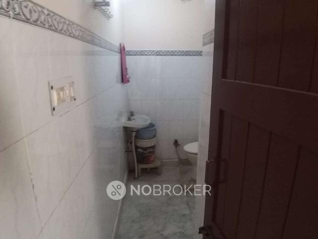 2 BHK Flat In Apartment for Rent In Vikaspuri