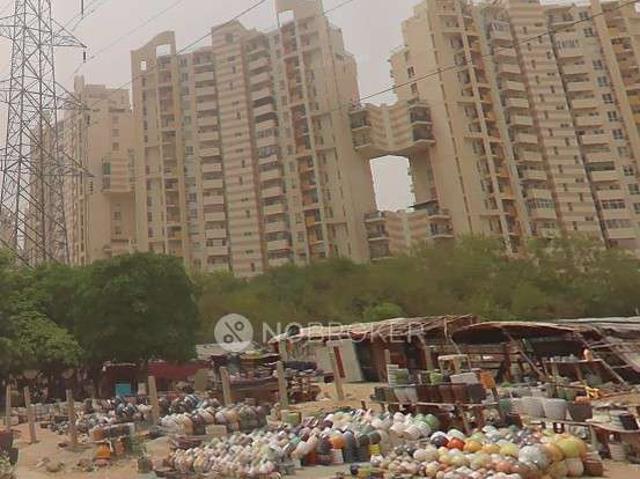 2 BHK Flat In Apartment for Rent In Golf Course Extension R