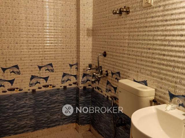 2 BHK Flat In Apartment for Rent In Mayur Vihar