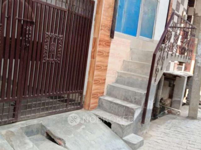 2 BHK Flat In Apartment for Rent In Sector 62