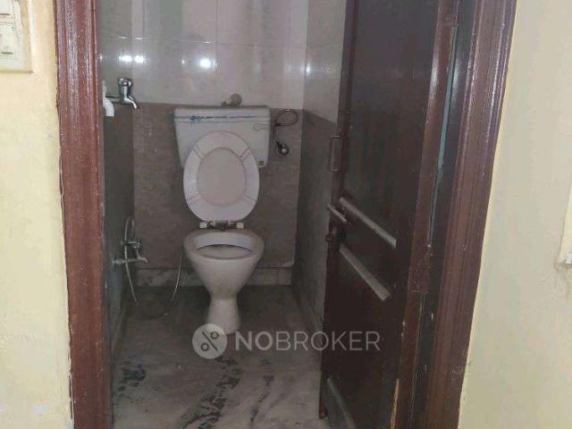 2 BHK Flat In Aparment For Sale In Rohini