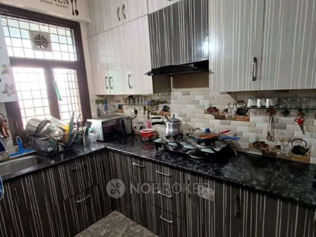 2 BHK Flat In Apex Tower 2 for Rent In Ashok Vihar