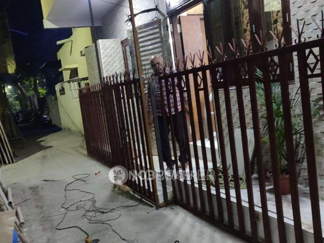 2 BHK Flat In Appartmnt For Sale In Paschim Puri