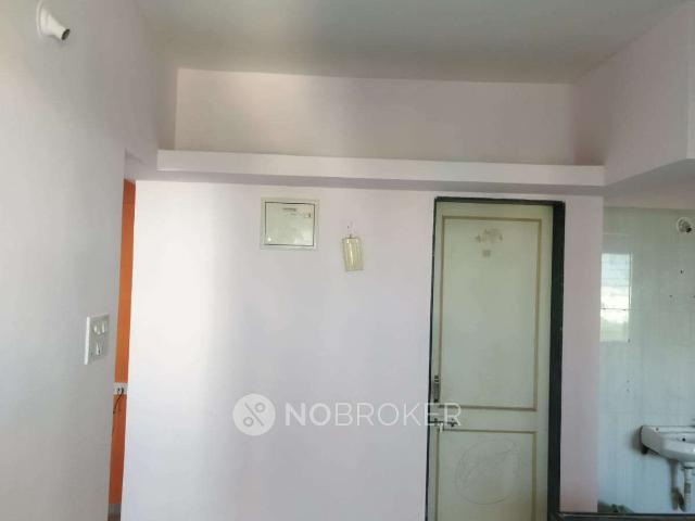 2 BHK Flat In Arc Glory for Rent In Hadapsar