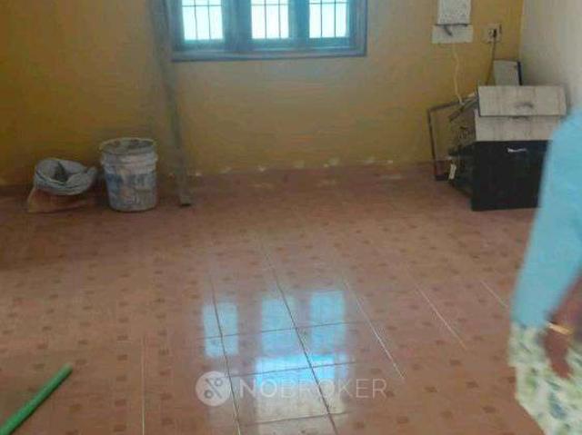 2 BHK Flat In Aravind Forte Venkatesan Streer New Perungala