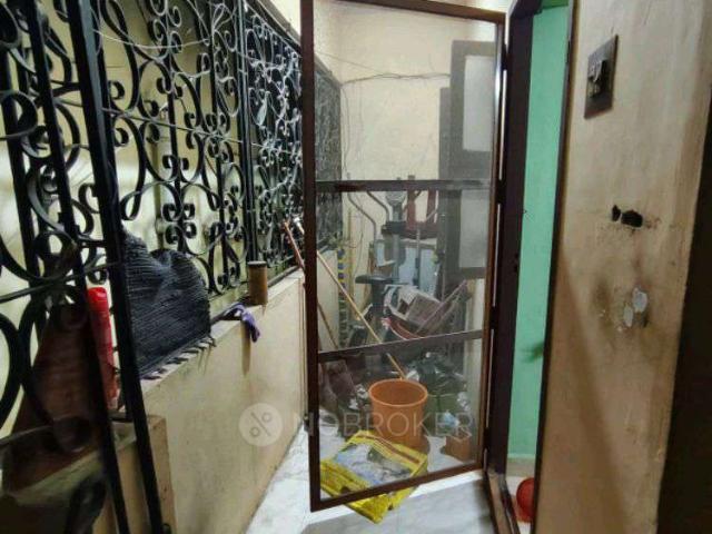 2 BHK Flat In Ark Flats for Rent In 8, Ponniamman Koil 1st St, Alappakam, Govindappa Nagar, Porur, Chennai, Tamil Nadu 600116, India