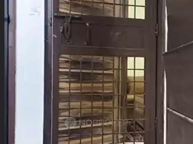 2 BHK Flat In Arjun Nagar For Sale In Arjun Nagar, Safdarjung Enclave