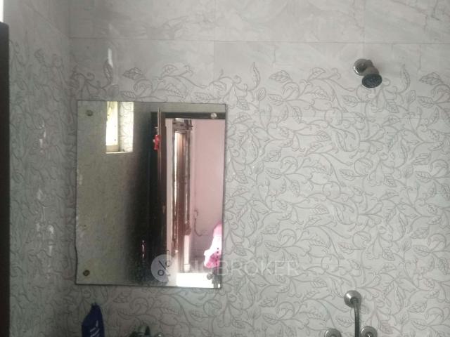 2 BHK Flat In Arun Vihar, Noida for Rent In Sector 37 Gurud