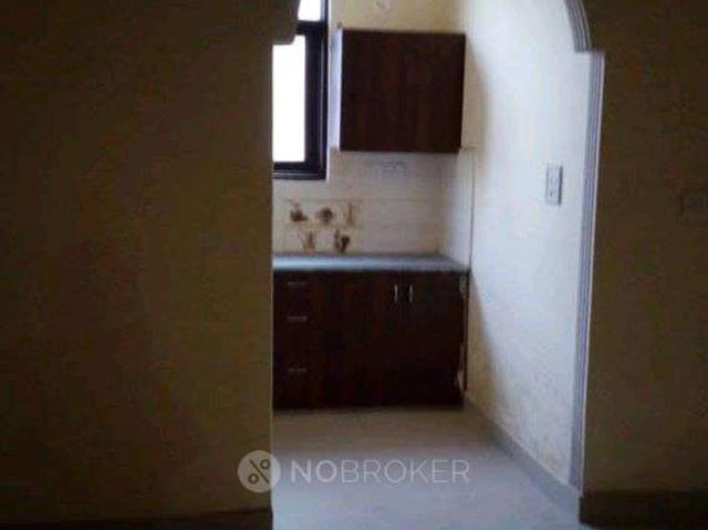 2 BHK Flat In Ashiyana Homes, sector 73, sarafabad Village, noida for Rent In Sarfabad Village, Sarfabad, Sector 73