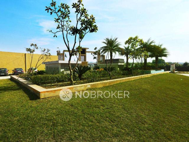 2 BHK Flat In Assotech Blith For Sale In Sector 99