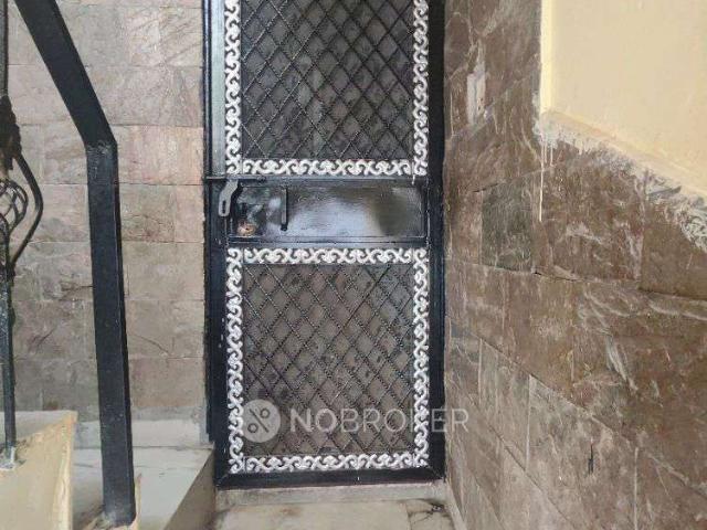2 BHK Flat In Builder Floor for Rent In C27, Gali Number 6, West Vinod Nagar, Block D, Mandawali, New Delhi, 110092, India