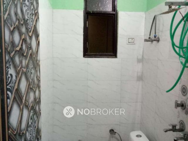 2 BHK Flat In Builder Floor for Rent In Pandav Nagar