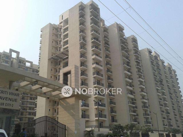 2 BHK Flat In Barma Avenue Gaur City 2 for Rent In Gaur City