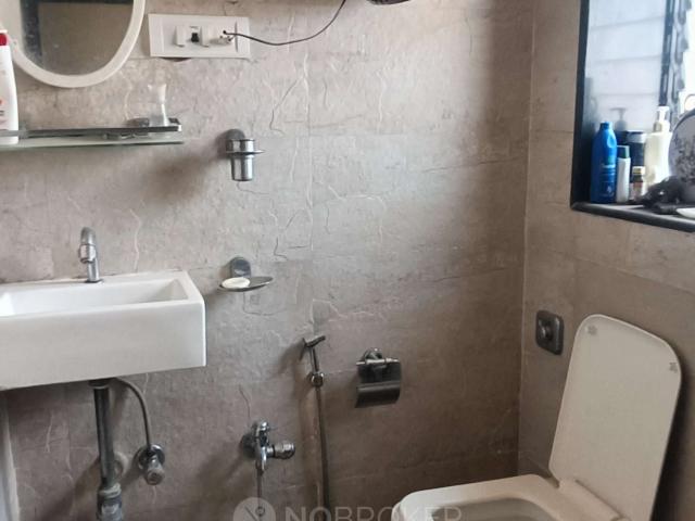 2 BHK Flat In Benmar Chs for Rent In Bandra West