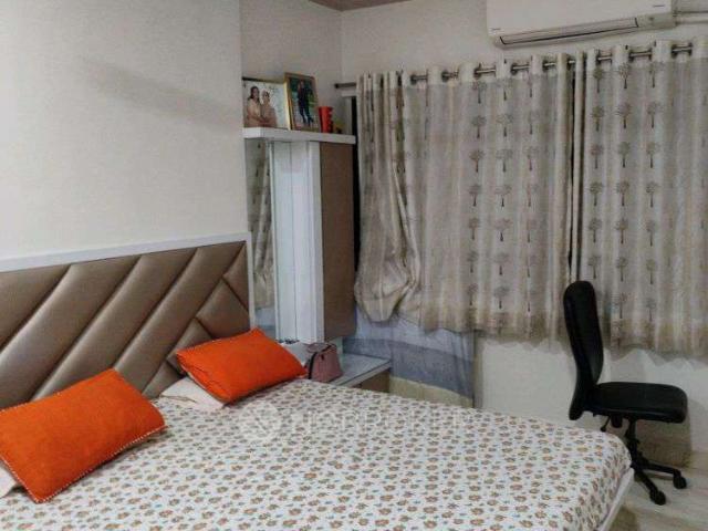 2 BHK Flat In Bhagya Apartments For Sale In Andheri West, M