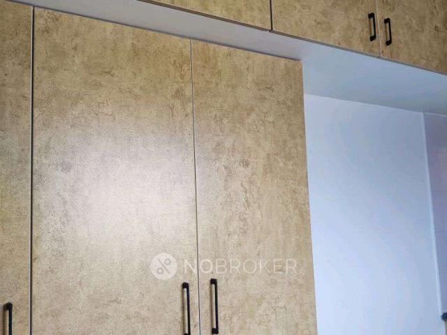 2 BHK Flat In Sb for Rent In Kolathur