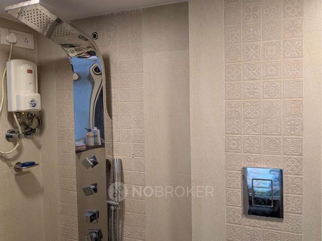 2 BHK Flat In Bhoomi Gokul For Sale In Malad East