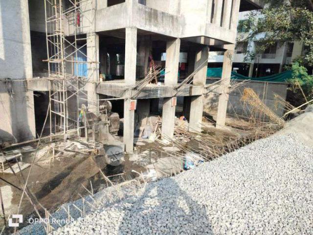 2 BHK Flat In Bhujbal Valay For Sale In Hadapsar