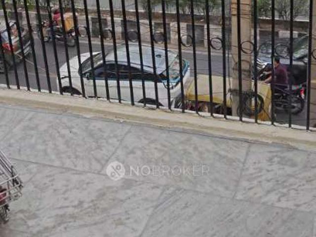 2 BHK Flat In Block Mu Pitampura For Sale In Pitampura