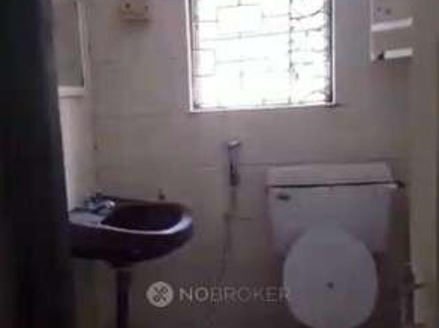 2 BHK Flat In Blue Heaven Society for Rent In Bandra West