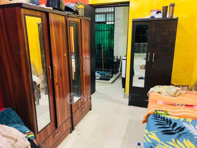 2 BHK Flat In C384 for Rent In Alpha I