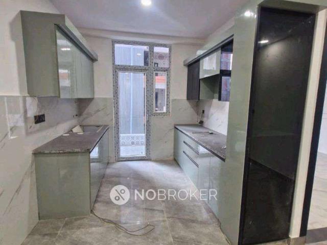 2 BHK Flat In Capital For Sale In 104