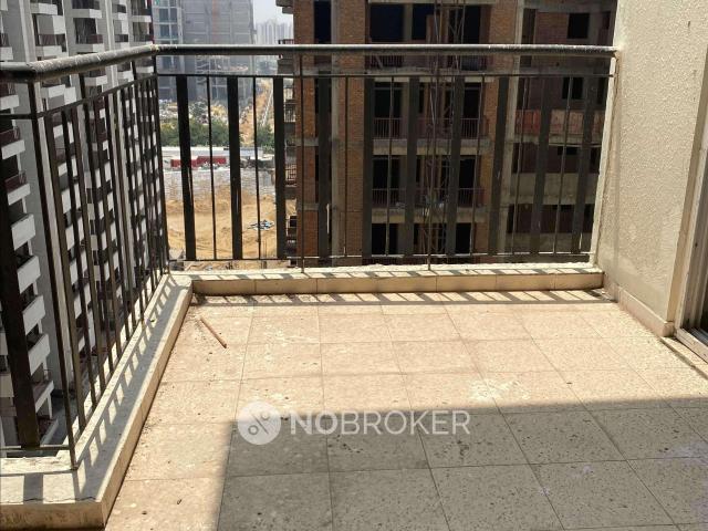 2 BHK Flat In Centiuriyan Park O2 Vally For Sale In Amrapali Dream Valley