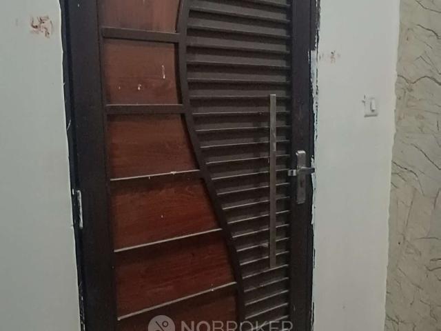 2 BHK Flat In Central Apartment, Sector 74 for Rent In, cit