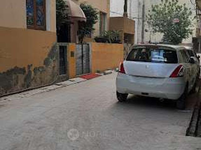 2 BHK Flat In Chattarpur Enclave Phase Ii For Sale In Templ