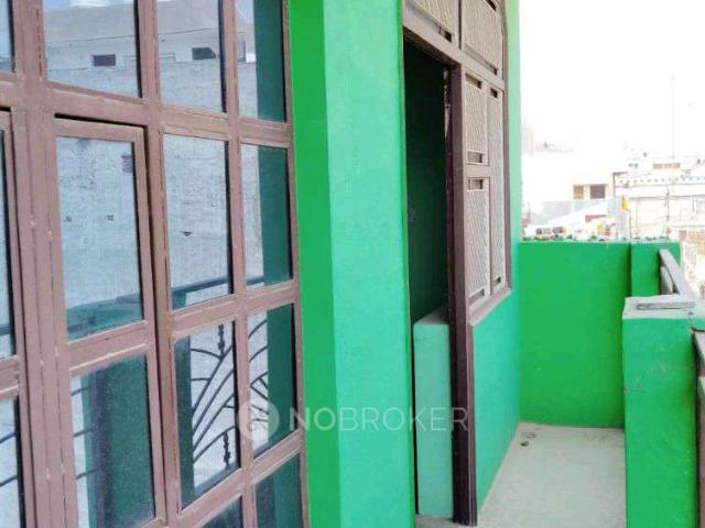 2 BHK Flat In Chauhan Residency, Sector 45 for Rent In Sector 45
