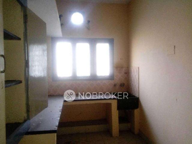 2 BHK Flat In Chitti Tower For Sale In Periyar Nagar
