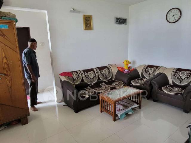 2 BHK Flat In Choice Everest Plaza For Sale In Moshi