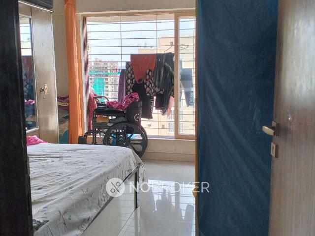 2 BHK Flat In Cjr Orile Triveni Nagar Malad East For Sale I