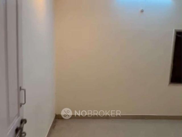 2 BHK Flat In Classic Gulshan 2, Manikonda For Sale In Qutu