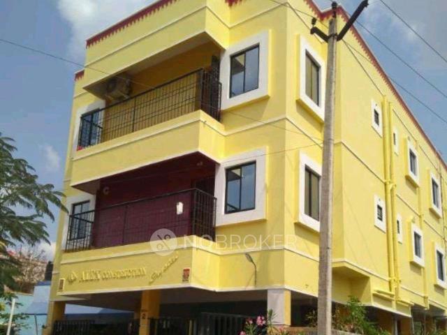 2 BHK Flat In Crystal Apartment, Kolapakkam For Sale In Una