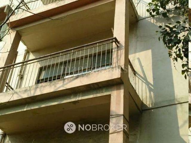 2 BHK Flat In Dayal Market For Sale In Alipur